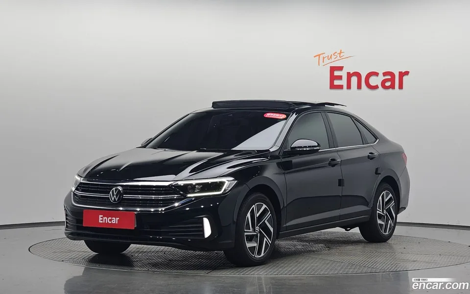 Volkswagen Jetta 1.5 TSI 2024 — photo 1, buy with delivery to Moscow
