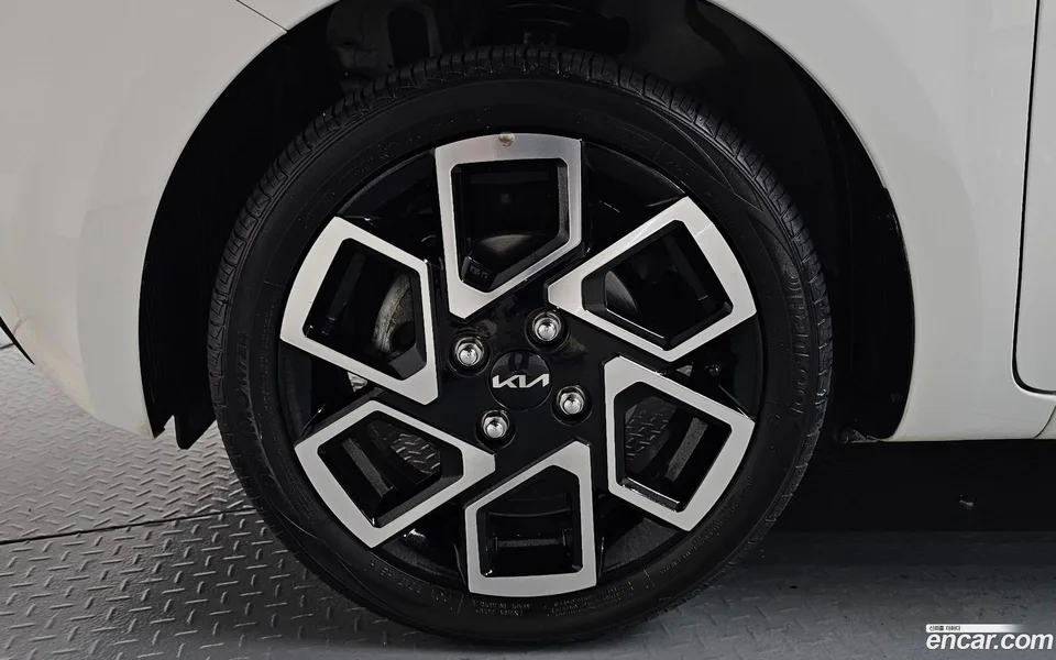 Kia Ray 2024 — thumbnail 2