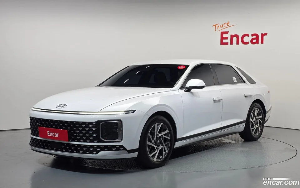 Hyundai Grandeur 3.5 LPG 2WD 2023 — photo 1, buy with delivery to Moscow