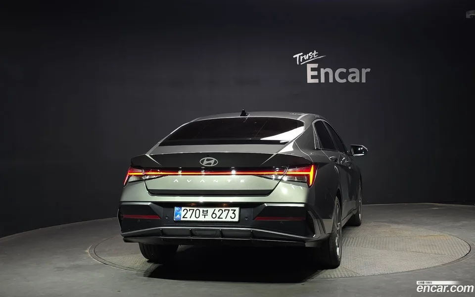 Hyundai Avante CN7 Hybrid 2025 — thumbnail 4