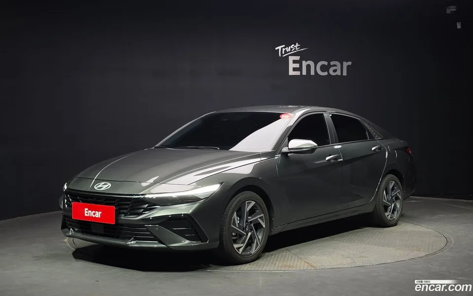 Hyundai Avante CN7 Hybrid 2025 — photo 1, buy with delivery to Moscow