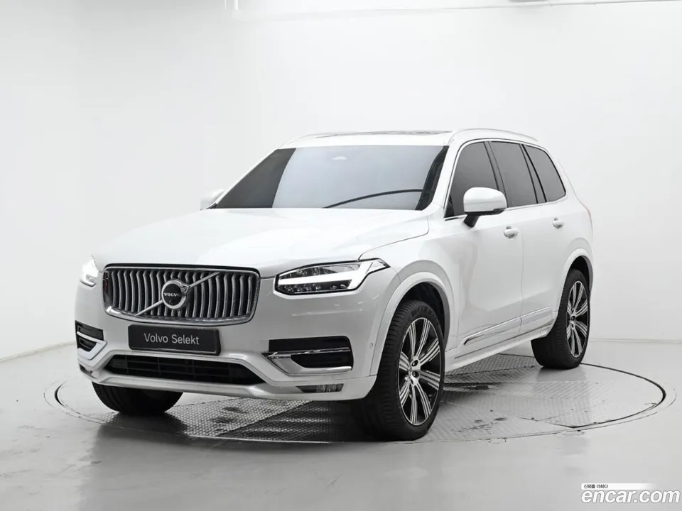 Volvo XC90 B6 2025 — photo 1, buy with delivery to Moscow