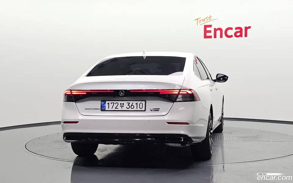 Honda Accord 2.0 2024 — thumbnail 4