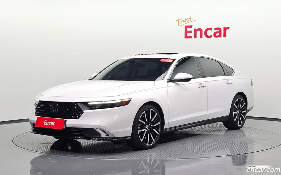 Honda Accord 2.0 2024 — photo 1, buy with delivery to Moscow