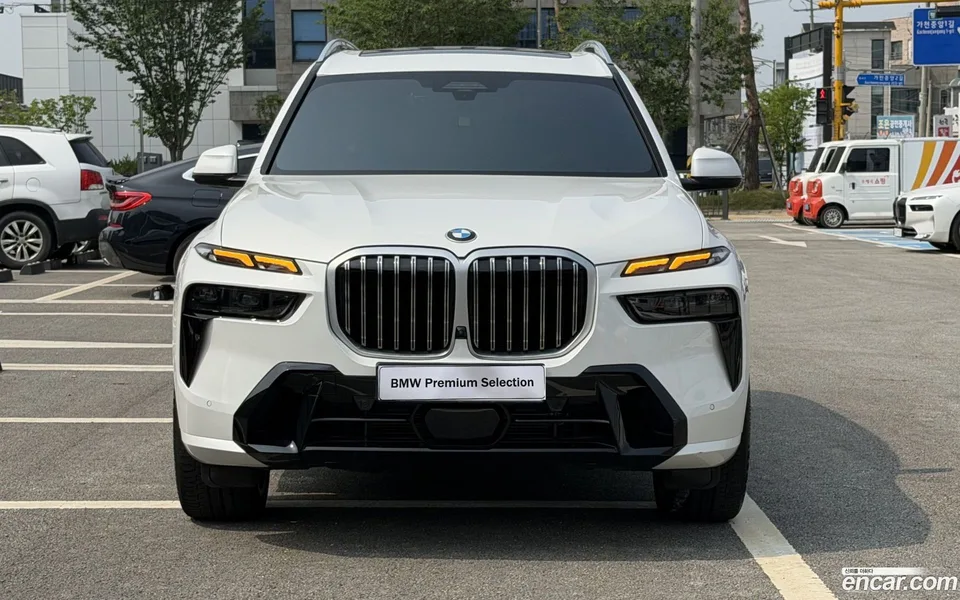BMW X7 xDrive 40i M 6 2024 — thumbnail 3