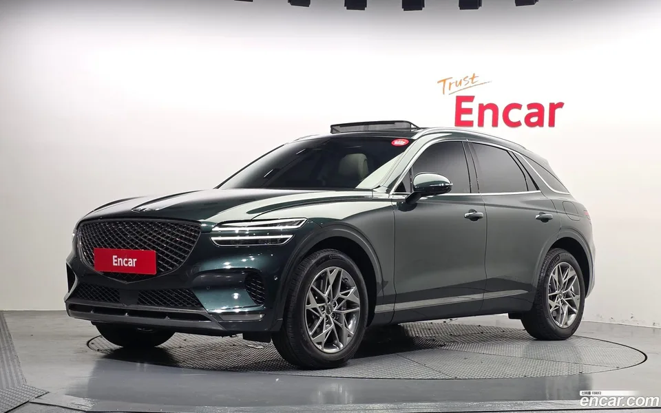 Genesis GV70 2.5T AWD 2023 — photo 1, buy with delivery to Moscow