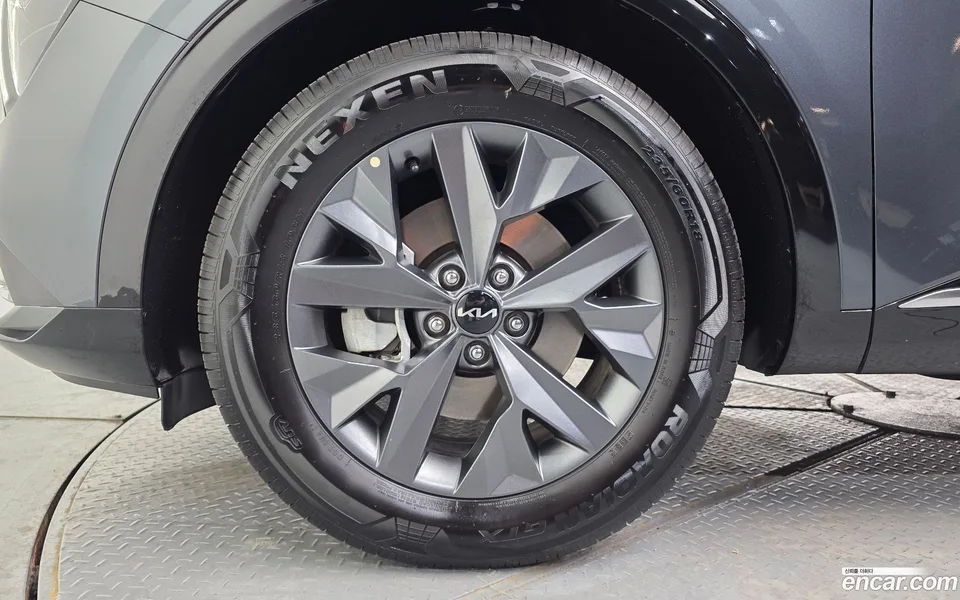Kia Sportage 1.6 2WD 2022 — thumbnail 2