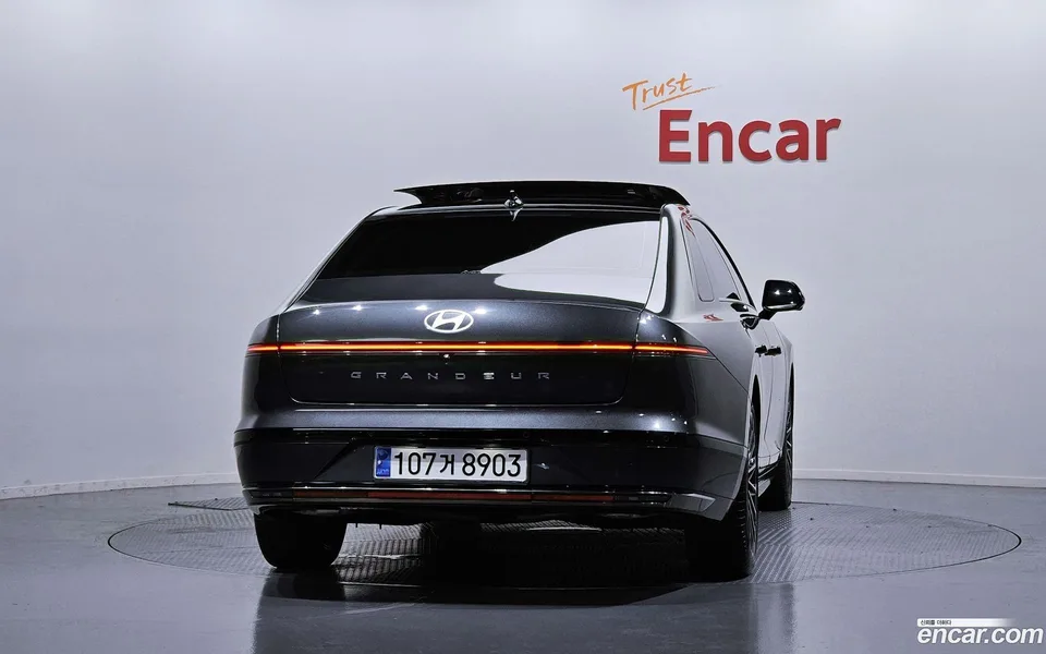 Hyundai Grandeur Hybrid 2024 — thumbnail 4