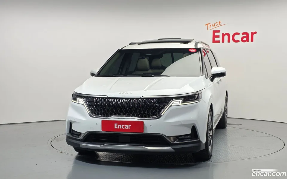 Kia Carnival 7 2022 — thumbnail 3
