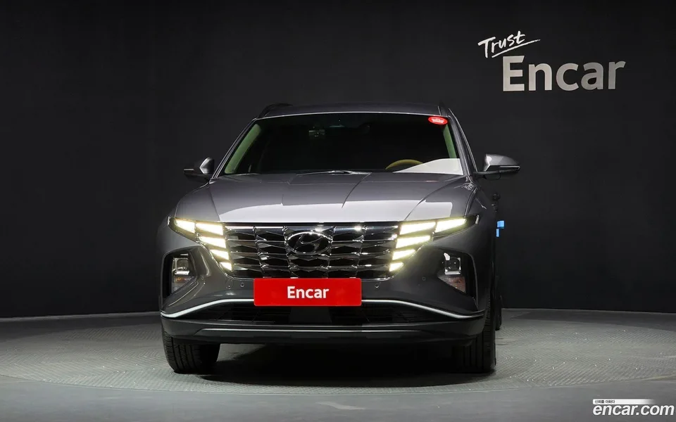 Hyundai Tucson Hybrid 4WD 2023 — thumbnail 3