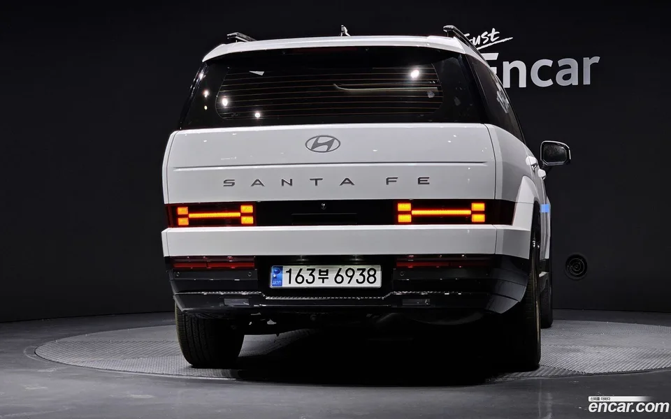 Hyundai SantaFe HEV 1.6 2WD 2023 — thumbnail 4