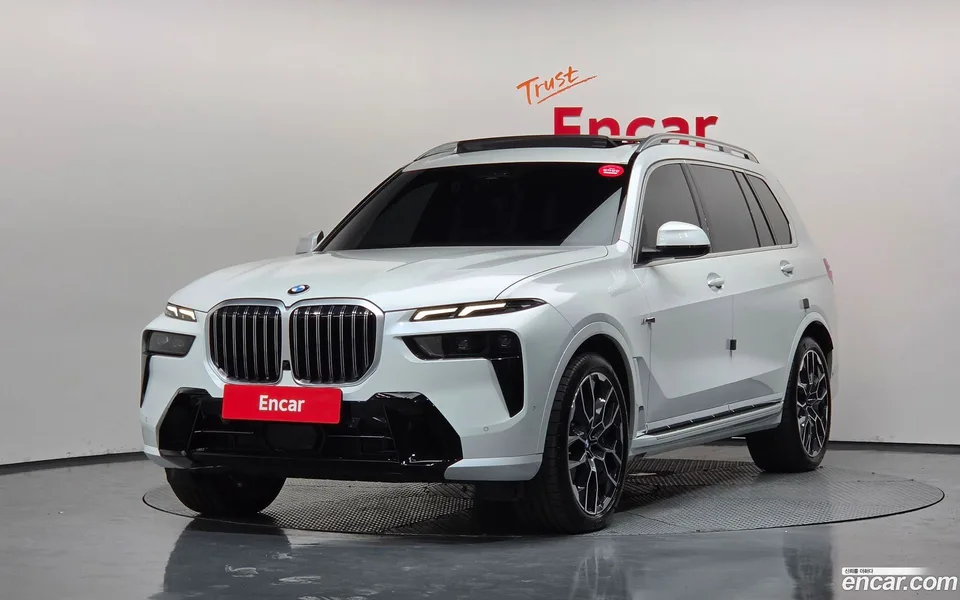 BMW X7 2025
