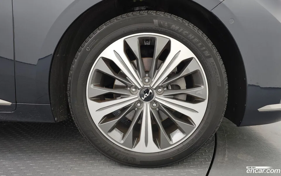 Kia K8 Hybrid 2022 — thumbnail 5