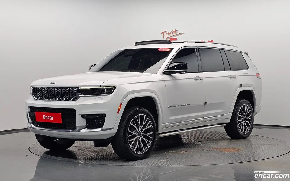 Jeep Grand Cherokee L 3.6 2022 — photo 1, buy with delivery to Moscow