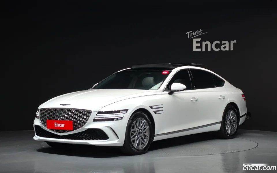 Genesis G80 2.5 AWD 2025 — photo 1, buy with delivery to Moscow