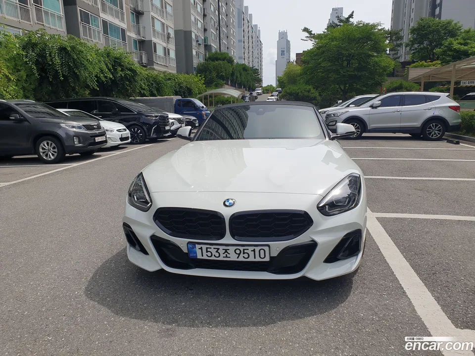 BMW Z4 M40i 2025 — thumbnail 3