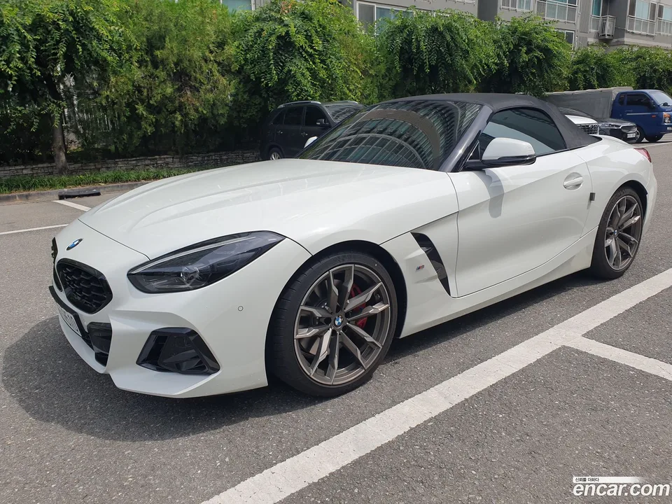 BMW Z4 M40i 2025 — photo 1, buy with delivery to Moscow