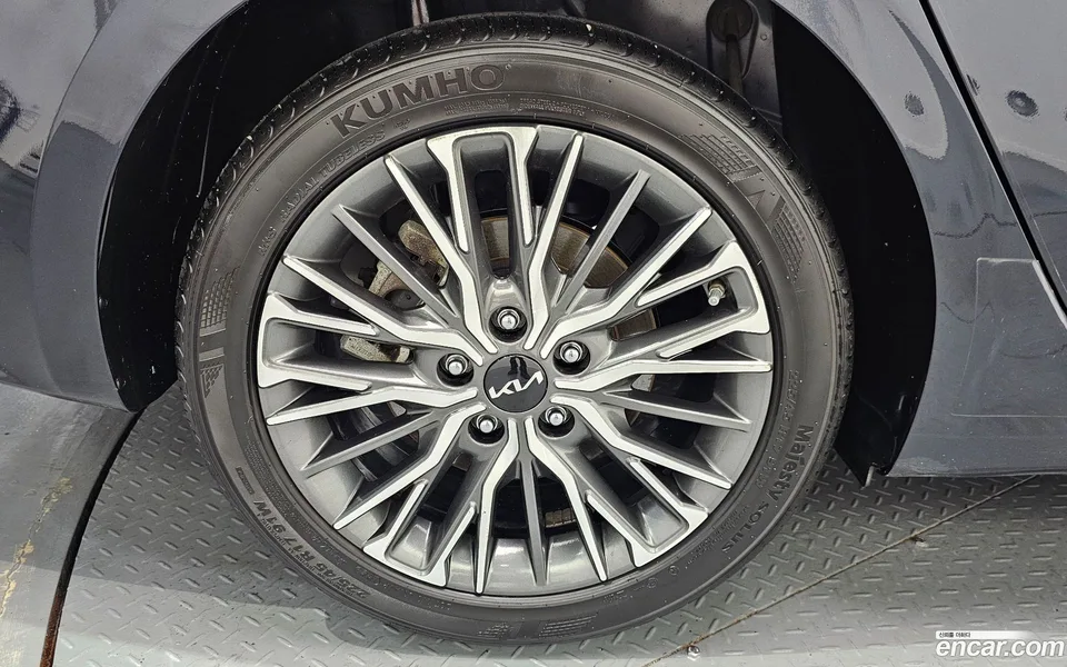 Kia K3 1.6 2024 — thumbnail 5