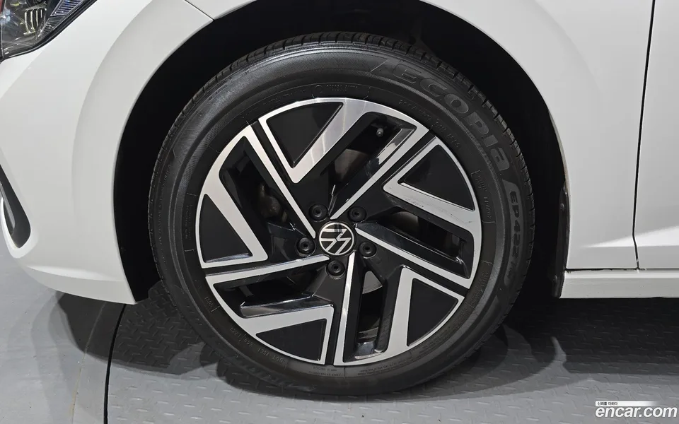Volkswagen Jetta 1.5 TSI 2023 — thumbnail 5