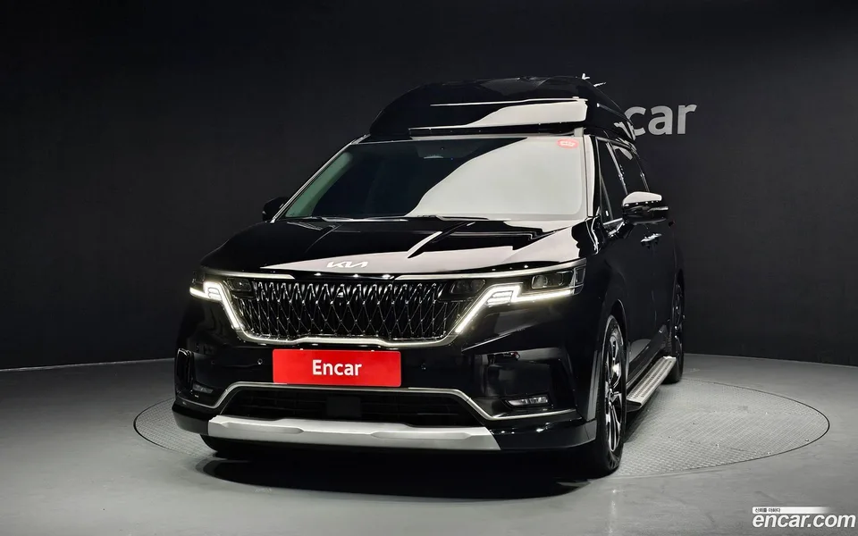 Kia Carnival 9 2022 — thumbnail 3