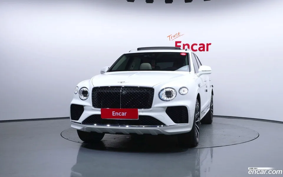 Bentley Bentayga 4.0 V8 2024 — thumbnail 3