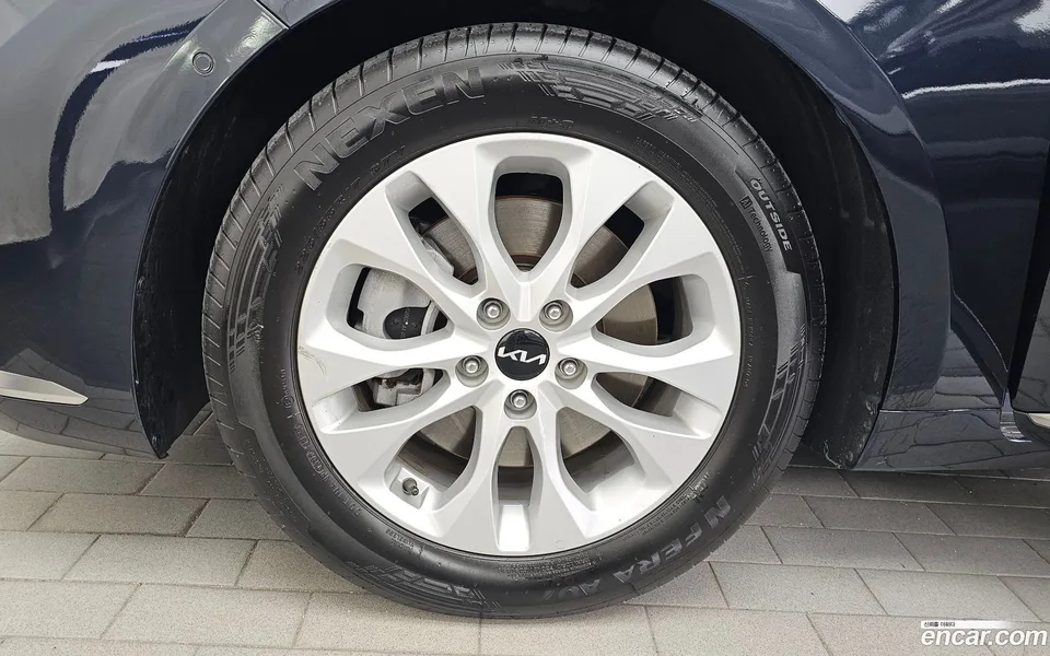 Kia K8 2.5 2WD 2023 — thumbnail 5