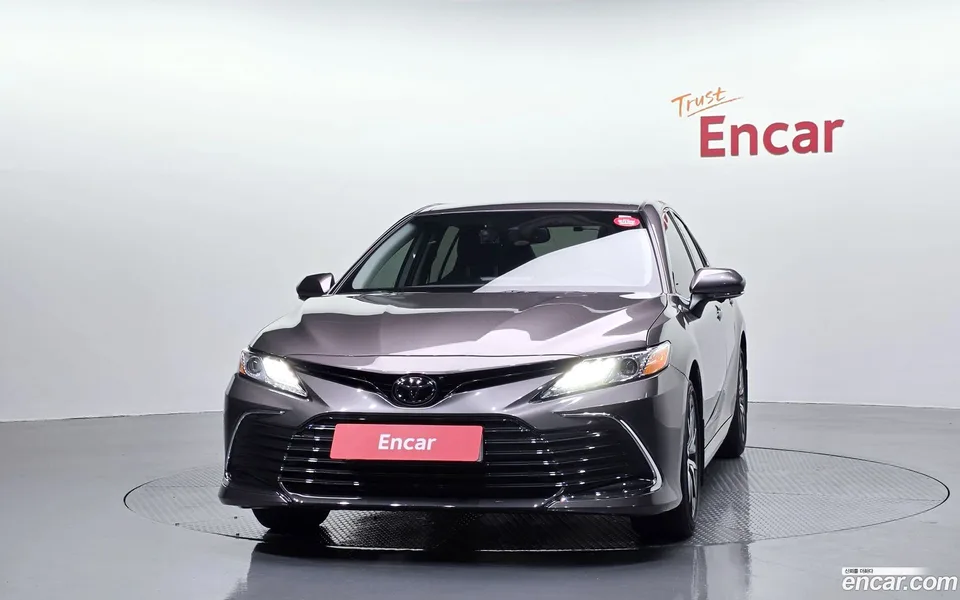 Toyota Camry 2.5 2024 — thumbnail 3