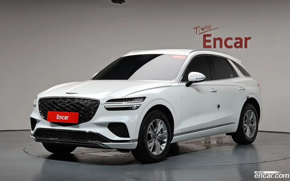 Genesis GV70 2.5T AWD 2024 — photo 1, buy with delivery to Moscow