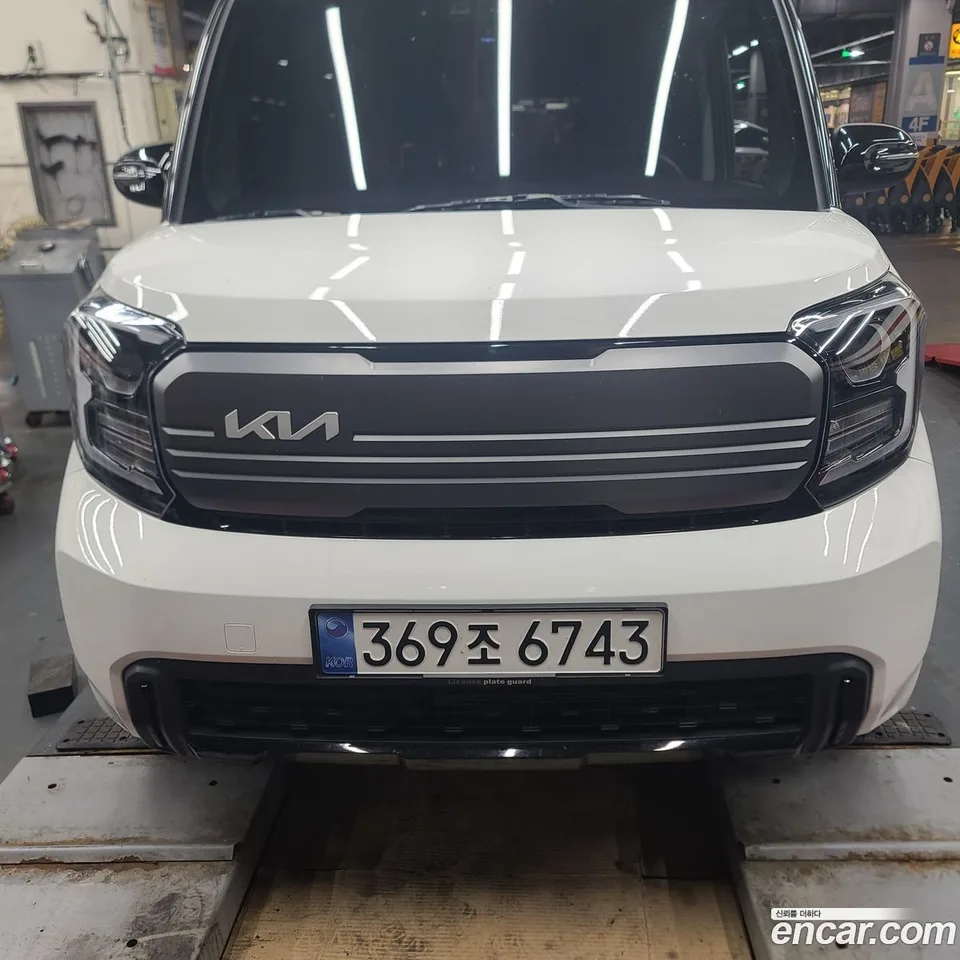 Kia Ray 2023 — photo 1, buy with delivery to Moscow