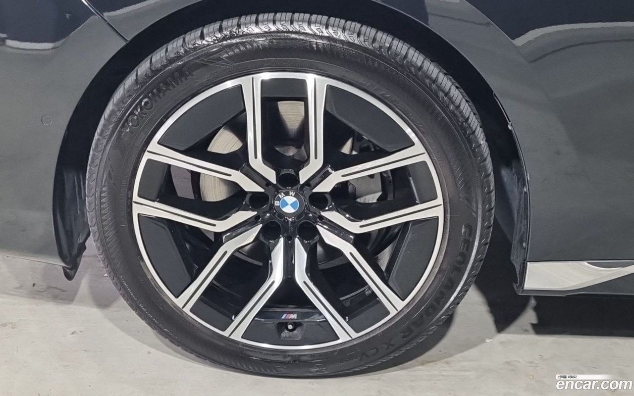 BMW 7 Series 2024 — 2