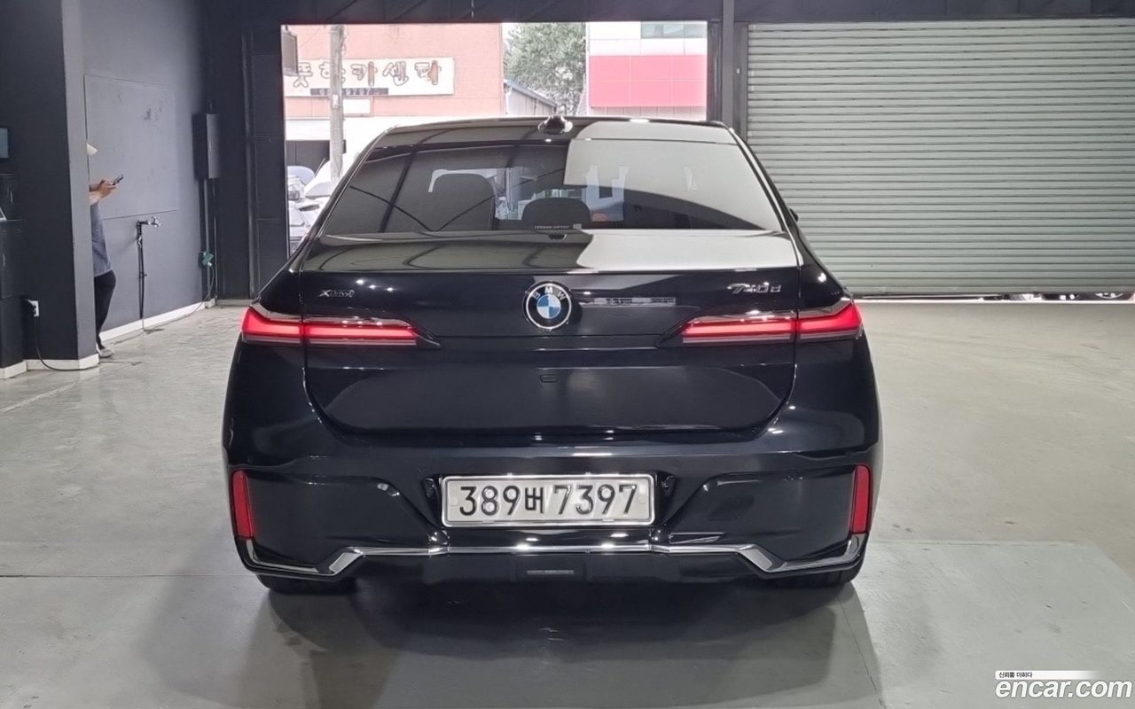 BMW 7 Series 2024 — 3