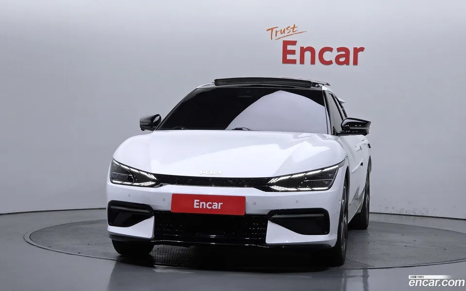 Kia EV6 4WD 2022 — thumbnail 3