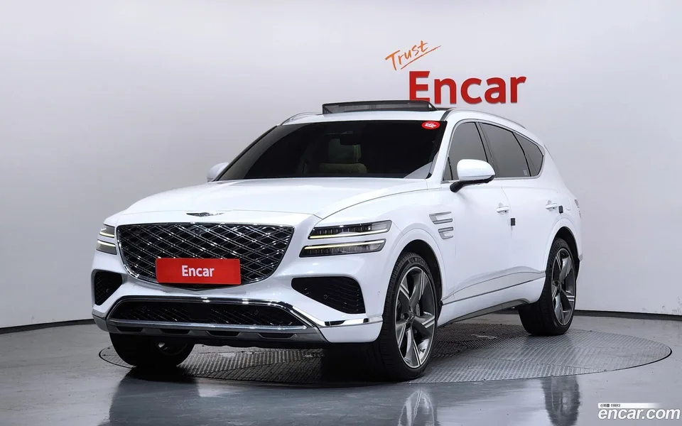 Genesis GV80 2.5T AWD 2024 — photo 1, buy with delivery to Moscow
