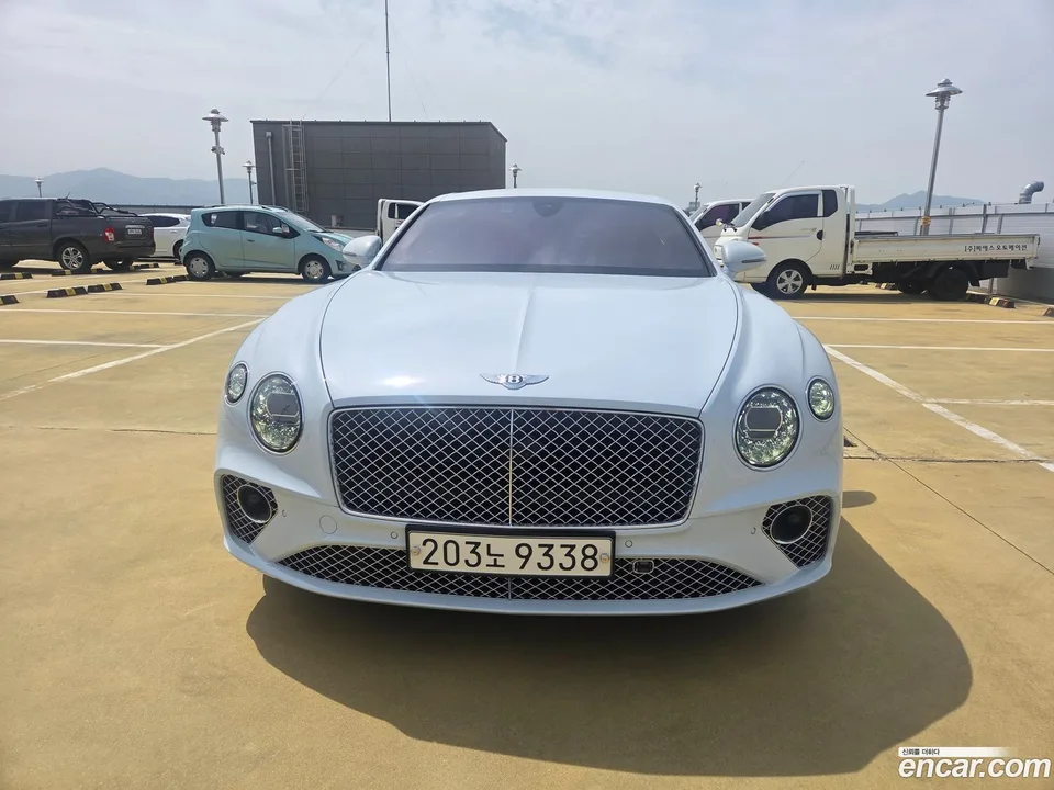 Bentley Continental GT 4.0 GT 2022 — thumbnail 3