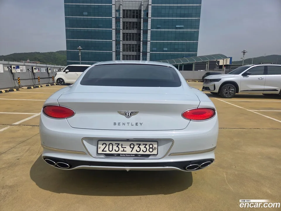 Bentley Continental GT 4.0 GT 2022 — thumbnail 4