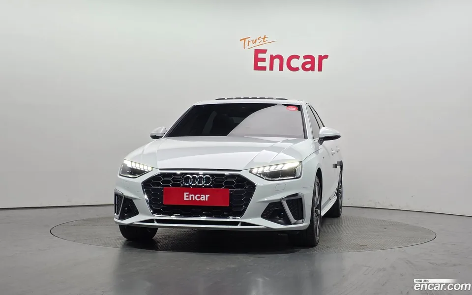 Audi A4 40 TFSI 2023 — thumbnail 3