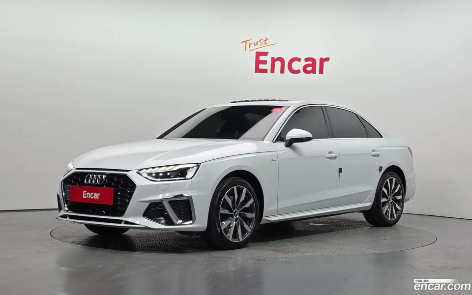 Audi A4 40 TFSI 2023 — фото 1, купить с доставкой в Москву