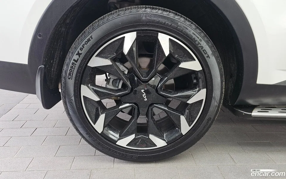 Kia Sorento 2.5T 2WD 2024 — thumbnail 2