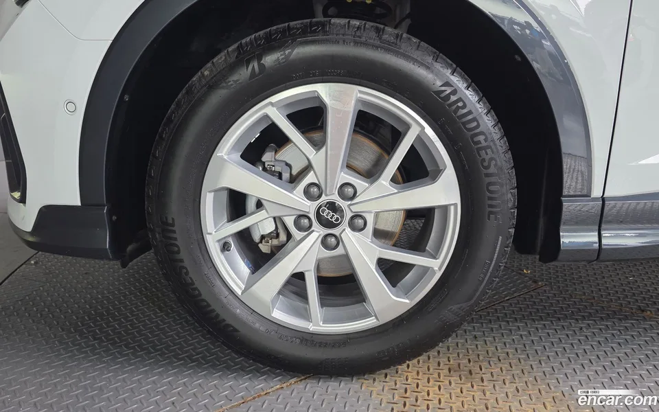 Audi Q3 35 TDI 2022 — thumbnail 5