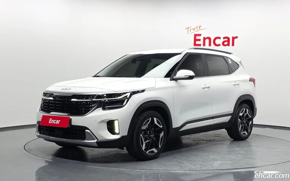 Kia Seltos 1.6 2WD 2025 — photo 1, buy with delivery to Moscow