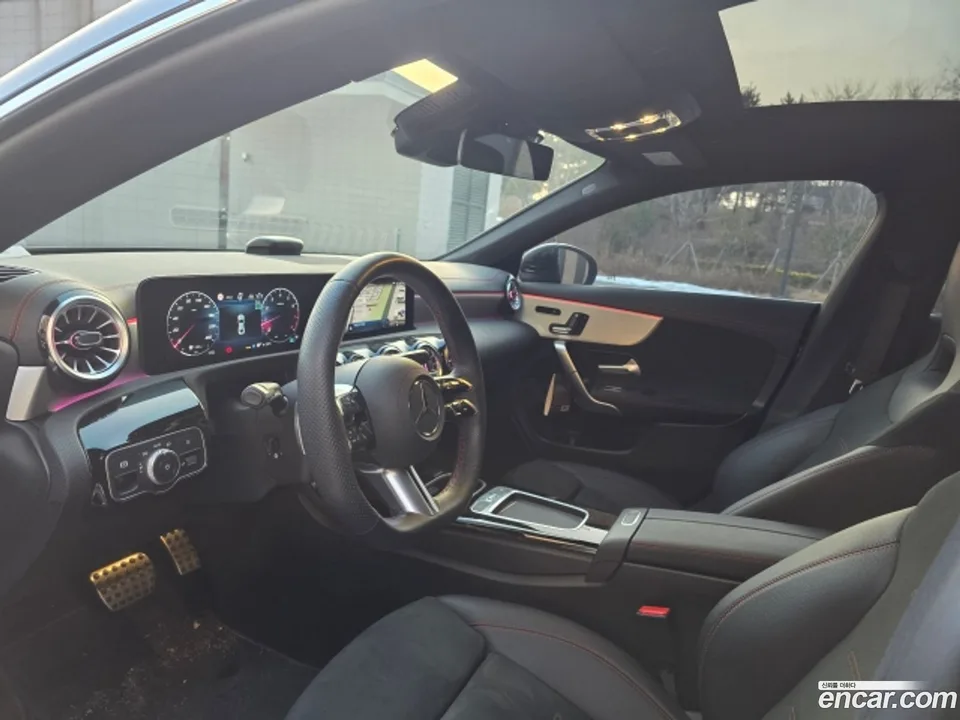 Mercedes-Benz CLA-Class CLA250 4MATIC 2024 — thumbnail 2