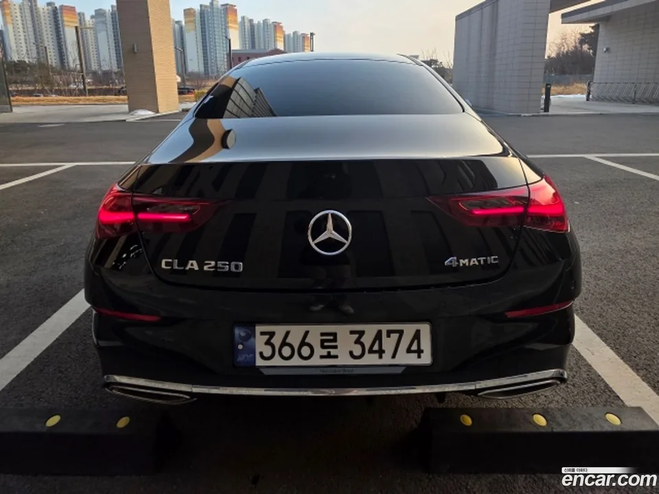 Mercedes-Benz CLA-Class CLA250 4MATIC 2024 — thumbnail 3