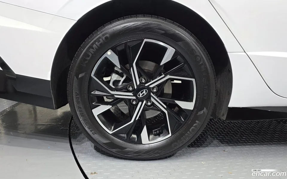 Hyundai Sonata The Edge 2.0 LPG() 2025 — thumbnail 2