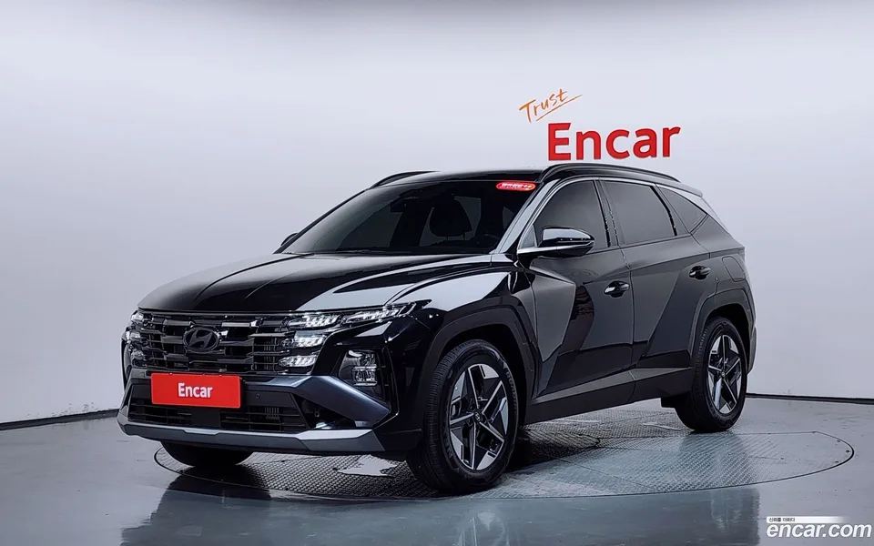 Hyundai Tucson NX4 1.6 2WD 2025 — photo 1, buy with delivery to Moscow