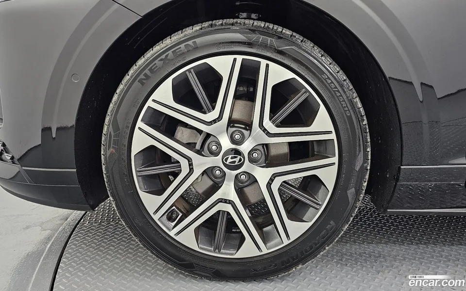 Hyundai Grandeur Hybrid 2023 — thumbnail 2