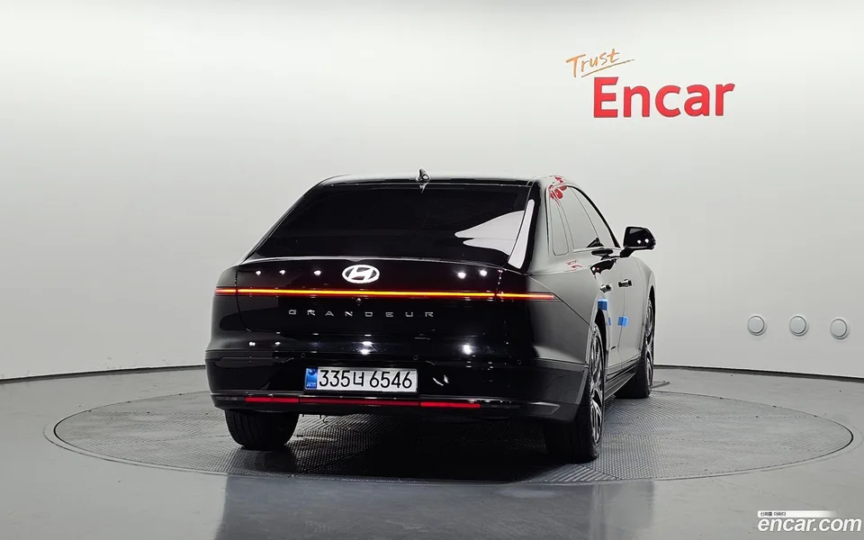 Hyundai Grandeur Hybrid 2023 — thumbnail 4