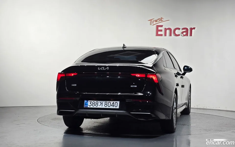 Kia K5 Hybrid 2025 — thumbnail 4