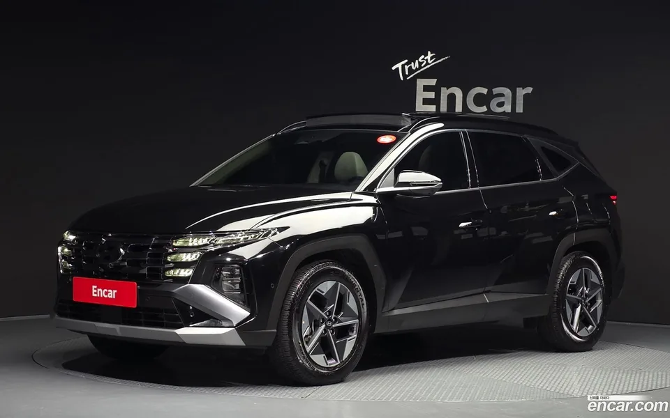 Hyundai Tucson Hybrid NX4 HEV 1.6 2WD 2025 — photo 1, buy with delivery to Moscow