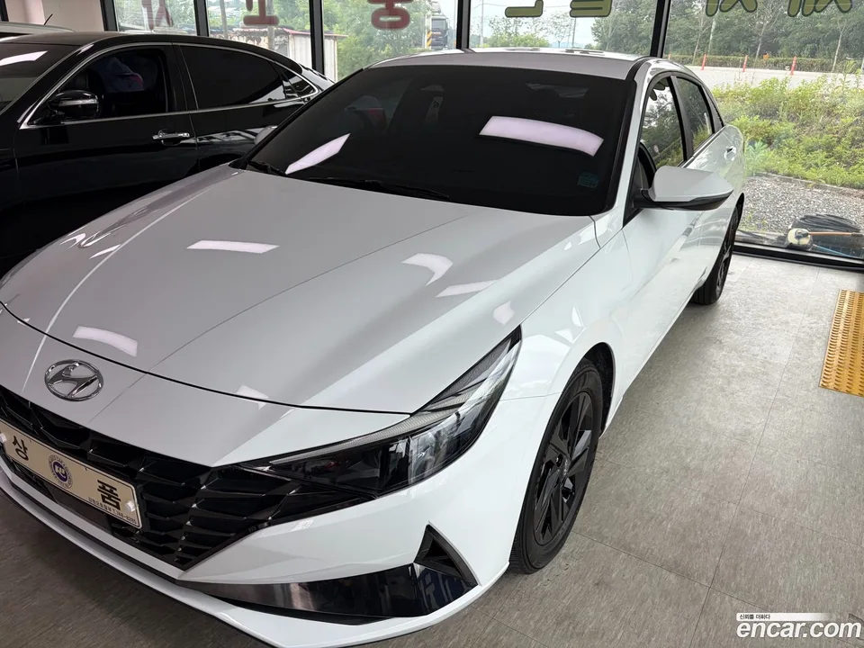 Hyundai Avante Hybrid 2022 — thumbnail 3