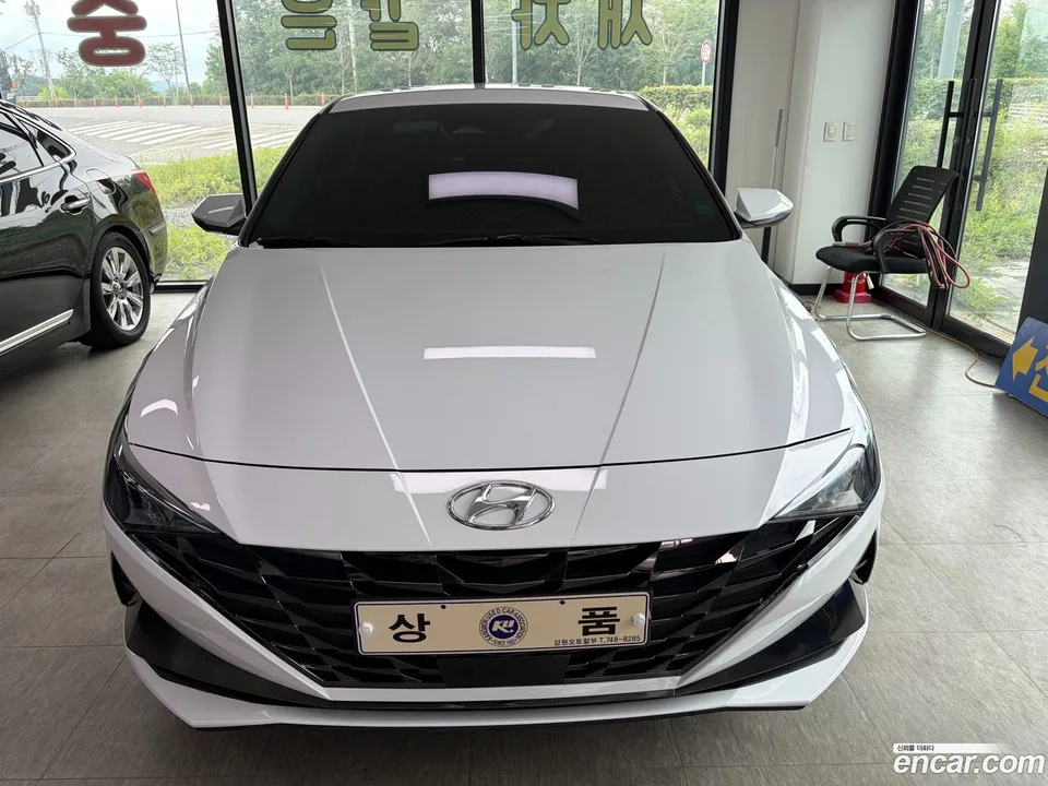 Hyundai Avante Hybrid 2022 — photo 1, buy with delivery to Moscow